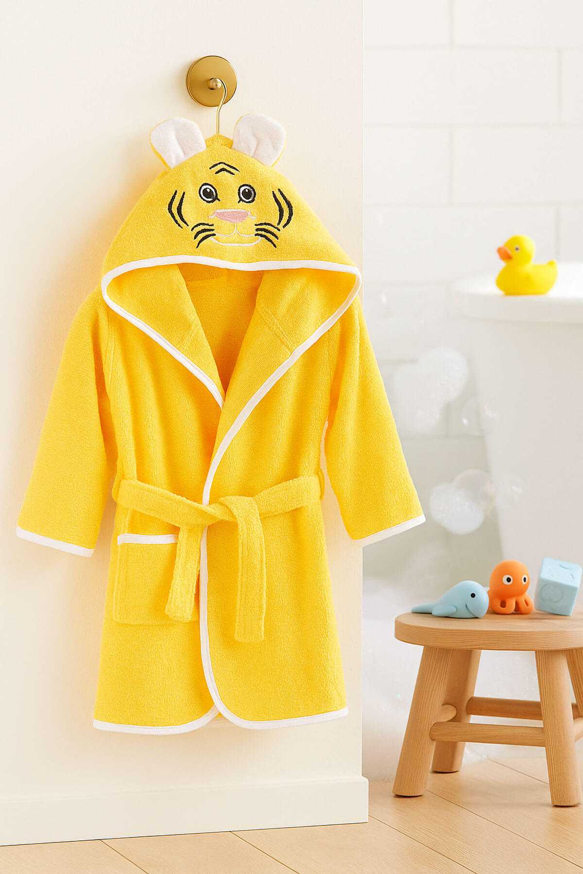 Kapşonlu Unisex %100 Pamuklu Çocuk Banyo Bornozu Tiger resmi