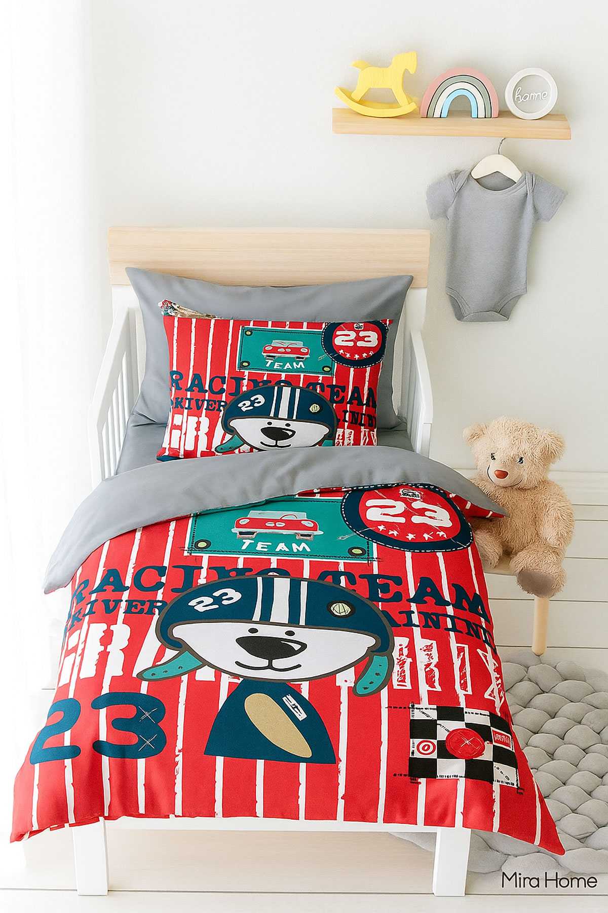 Yenidoğan Erkek Bebek Nevresim Takımı %100 Pamuklu Racing Team resmi