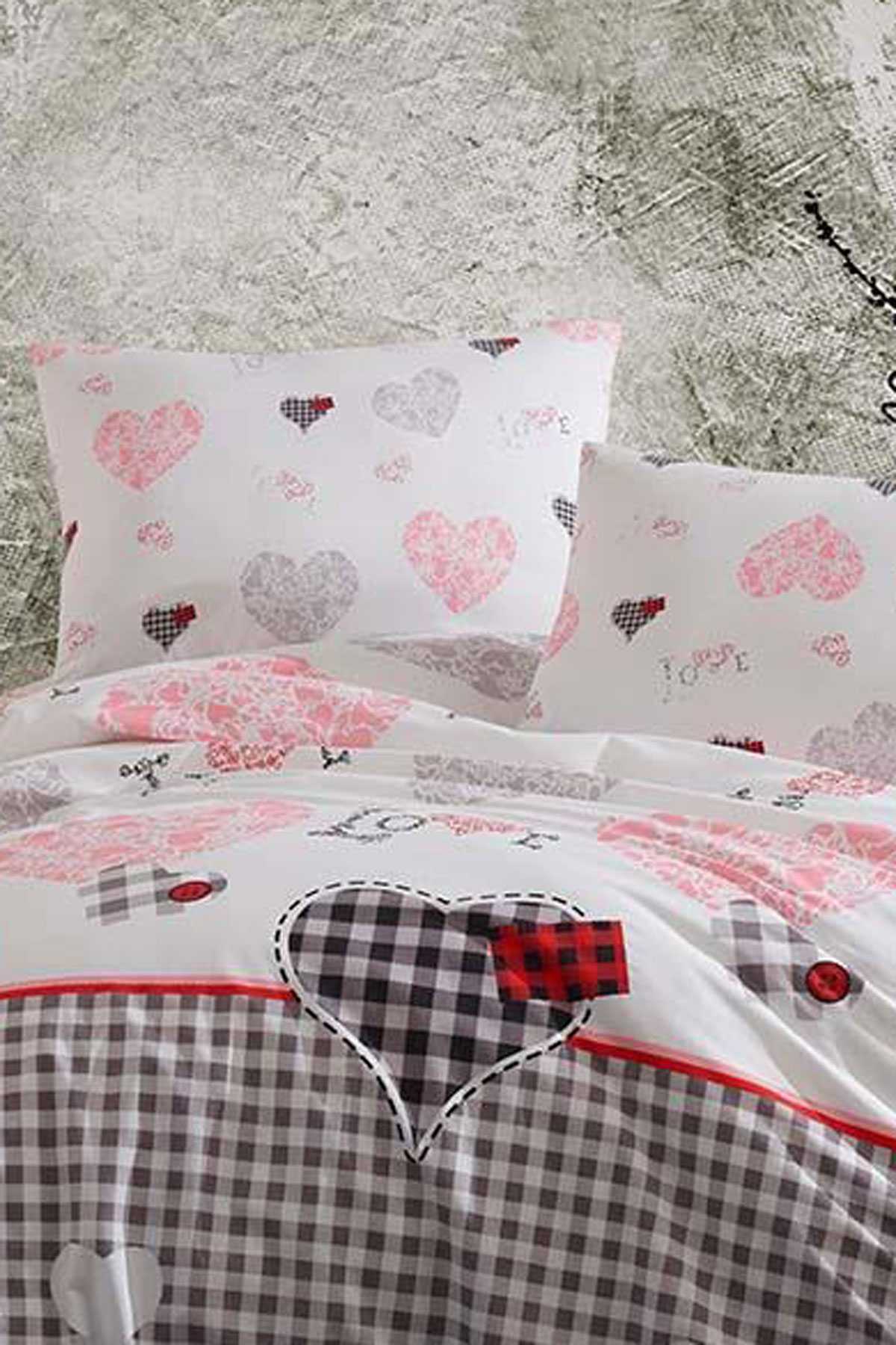 Çift Kişilik Lastikli Çarşaflı Pamuklu Nevresim Takımı Patchwork Love resmi