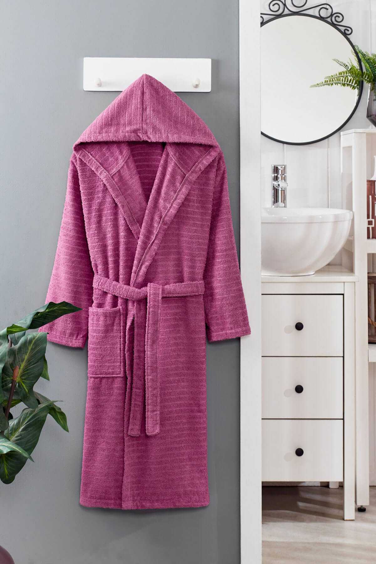 Kapüşonlu Unisex Banyo Bornozu %100 Soft Pamuklu Mürdüm resmi